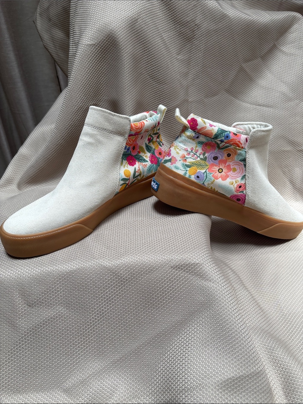 Keds Floral-Back Slip-On Ankle Sneakers - White with Floral Accent Like New 10
